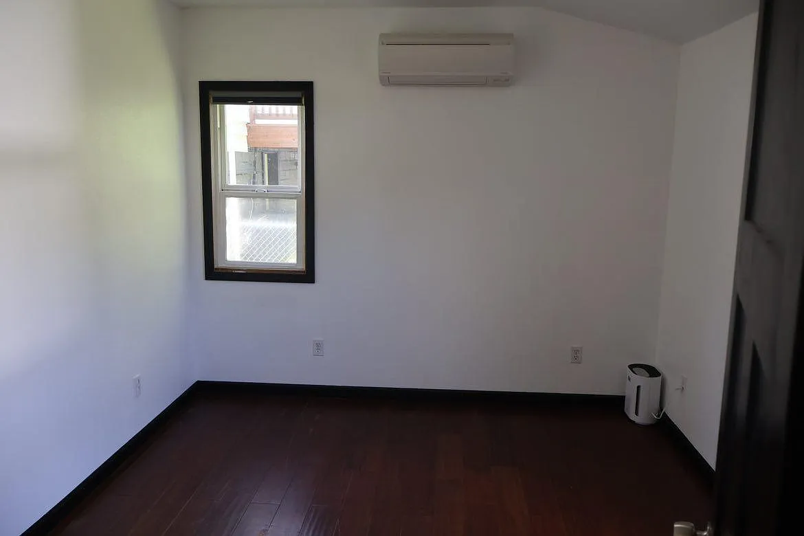 1 bed, 125 sqft, $700 — Photo 4