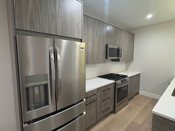 2nd image of 626 W Norris St #1A