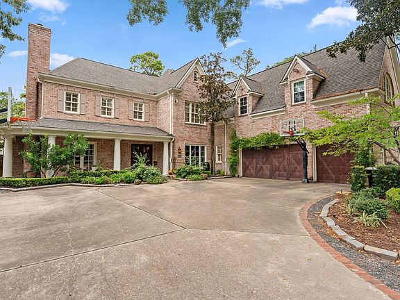 2nd image of 11910 Longleaf Ln