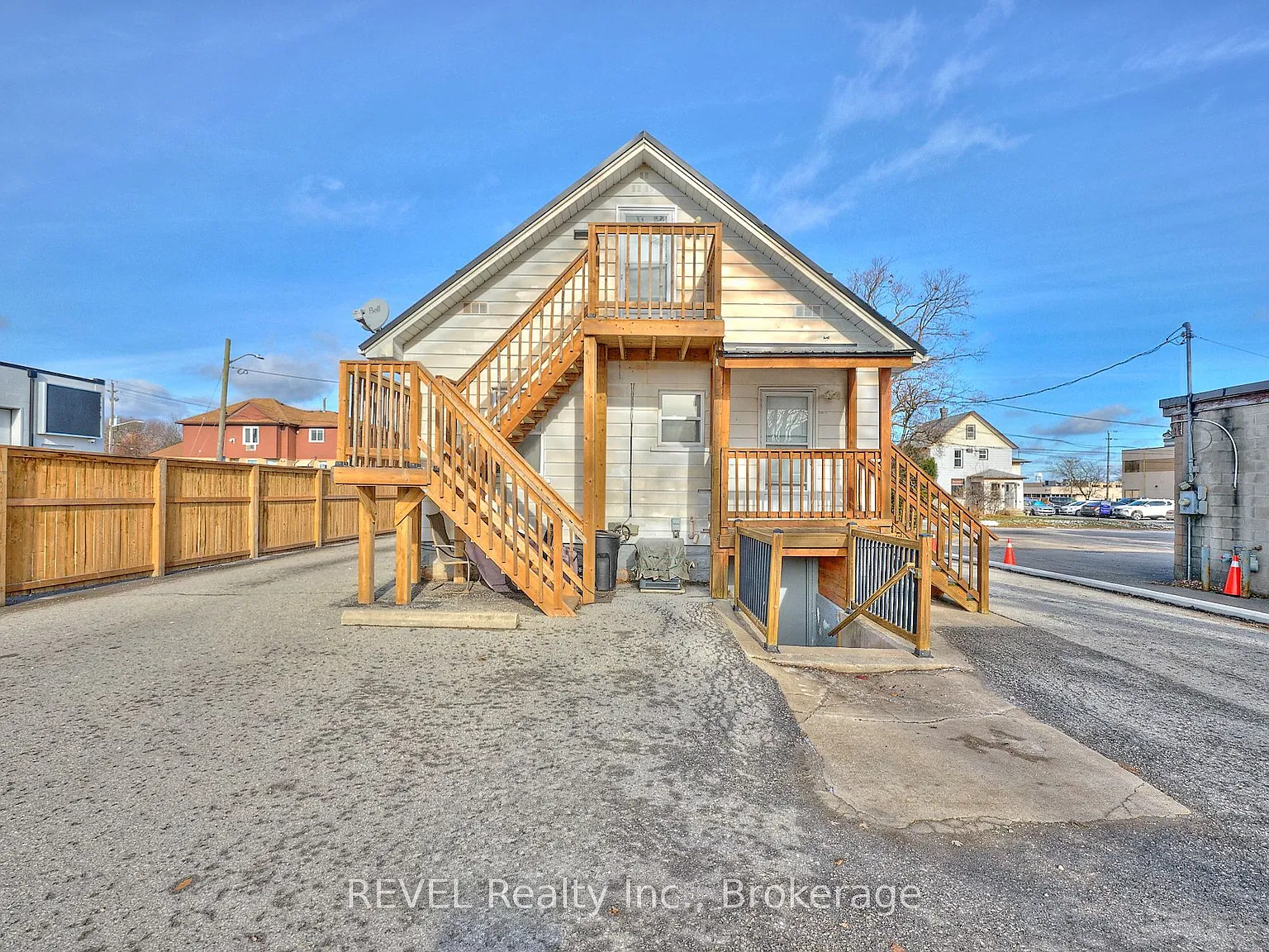 1 bed, $1,200 — Photo 1