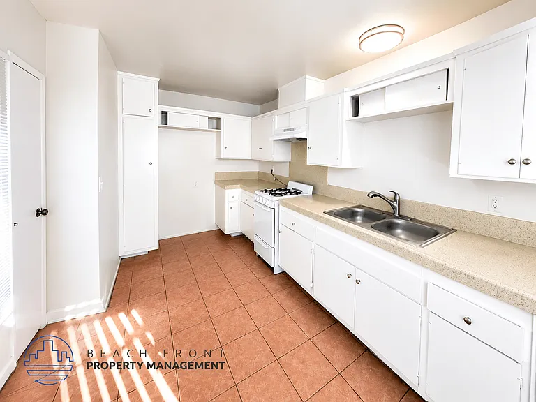 4217 Carlin Ave. — Photo 4