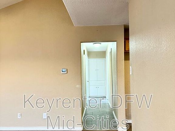 5th image of 3405 Whippoorwill Ln