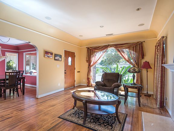 3rd image of 3822 Centraloma Dr