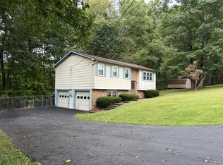 110 Brittlewood Dr, Beckley, WV 25801