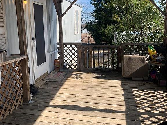 2nd image of 8927 Eastview Dr