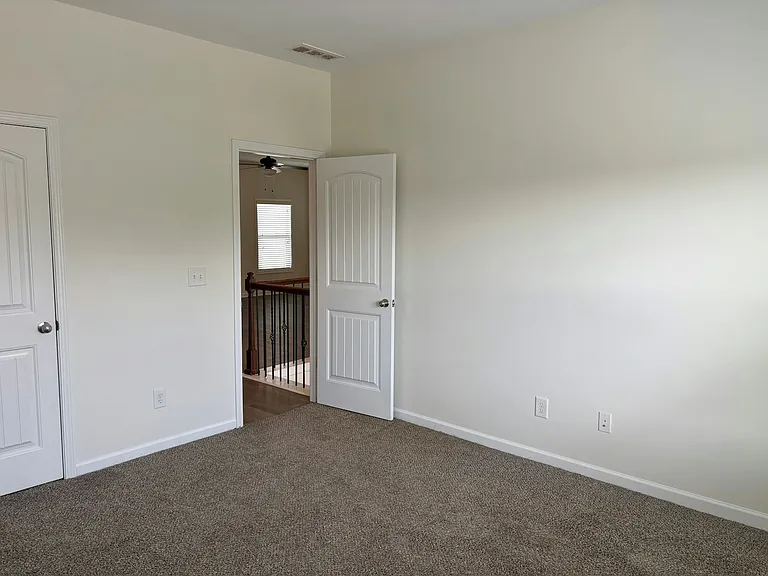 241 Saint Lucie Dr — Photo 35
