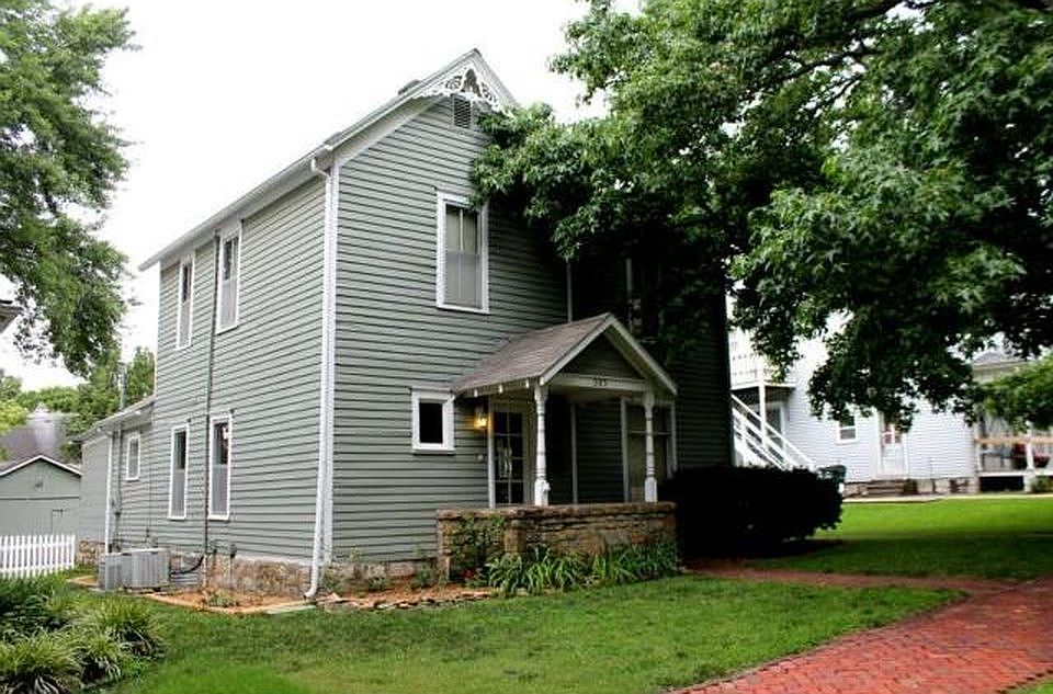 1st image of 303 E Wea St