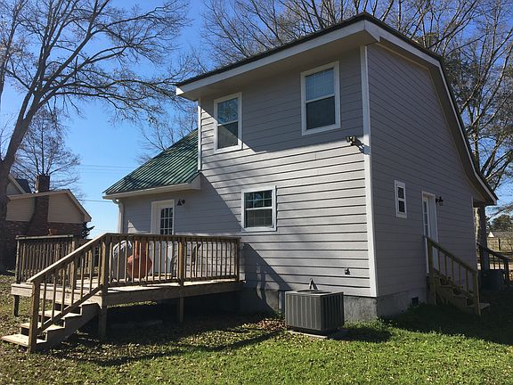 4th image of 7 Windward Ln