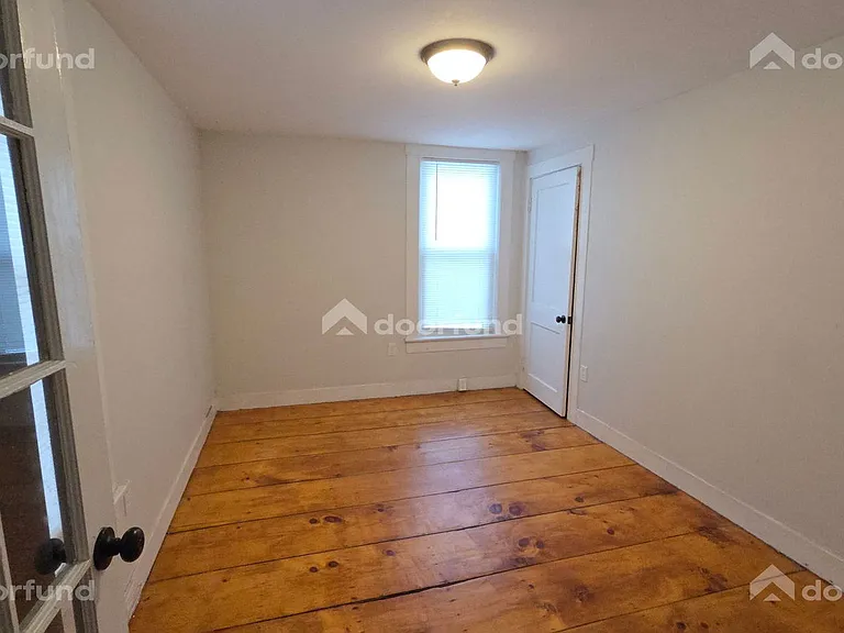 46 E Main St #2 — Photo 8