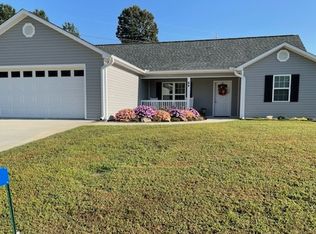 44 Linda Ln, Blue Ridge, GA 30513