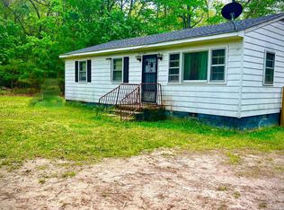 19282 Courtney Rd, Hanover, VA 23069