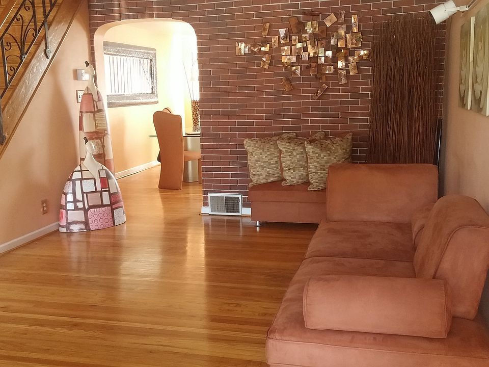 1st image of 251 E Fariston Dr