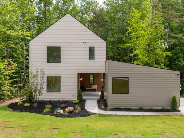 454 Enoree Rd, Travelers Rest, SC 29690