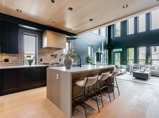 8194 201st St, Langley, BC V2Y0G8