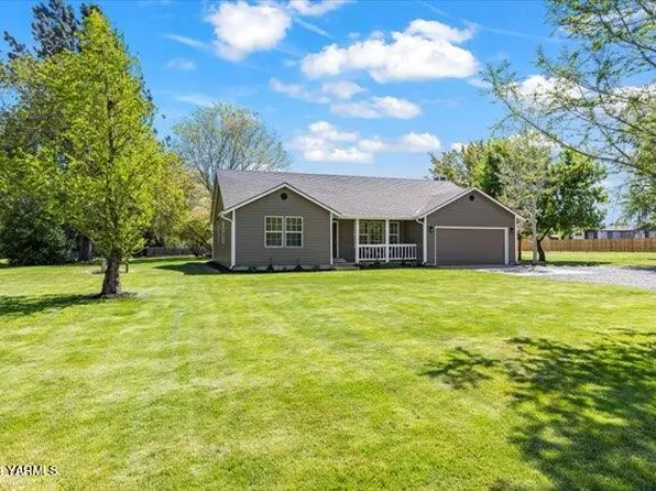 2714 S 86th Ave, Yakima, WA 98903