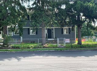 1 Holton St, Winchester, MA 01890
