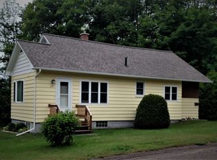 947 Poplar St, Hancock, MI 49930