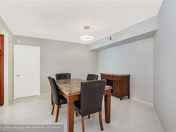 3rd image of 3400 Galt Ocean Dr APT 1207