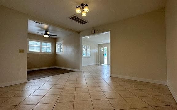 5th image of 7568 Mooney Dr