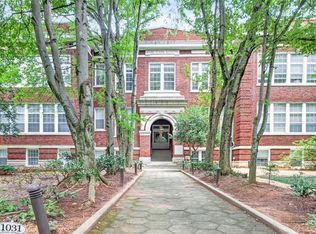 1031 State St NW APT 209, Atlanta, GA 30318