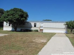 23127 Dragon Rock Rd, Elmendorf, TX 78112