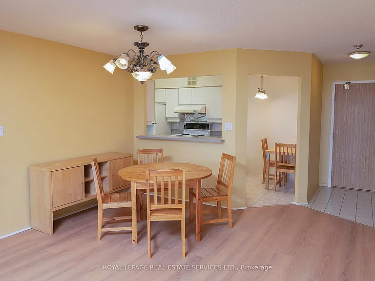 175 Bamburgh Cir #702 — Photo 4