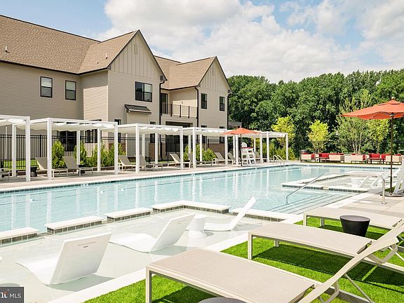 3rd image of 7026 Renita Ln