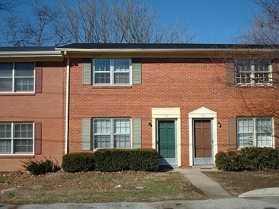 1st image of 305 Lake St APT 27