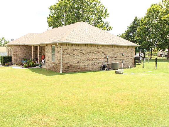 4th image of 786 Seminole Dr