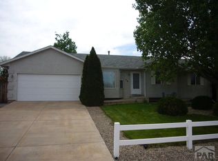 38 S Golfwood Dr W, Pueblo West, CO 81007