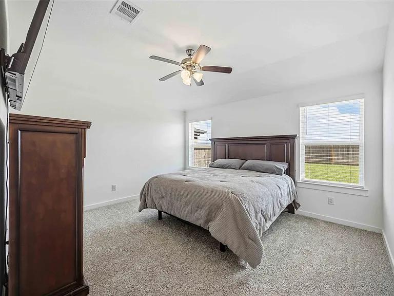 9522 Wall St — Photo 15