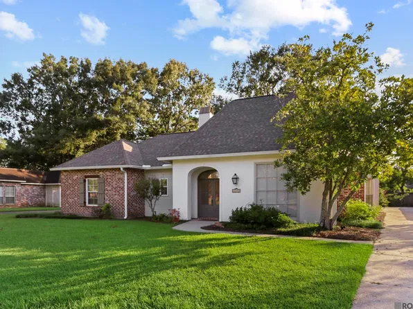 16332 Round Rock Ct, Baton Rouge, LA 70817