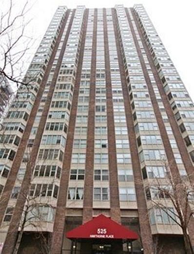 1st image of 525 W Hawthorne Pl APT 2403