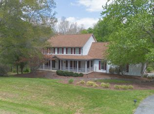 22109 Creekview Dr, Gaithersburg, MD 20882