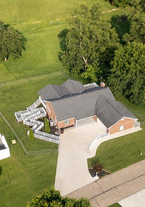 1st image of 7474 Canterbury Rd