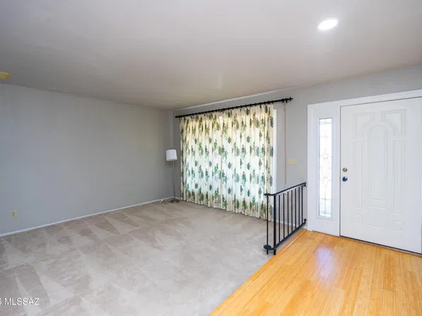 821 N Spur Cir, Mesa, AZ 85203