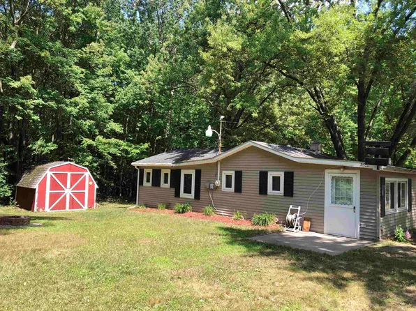 5662 Loranger Dr, Lake, MI 48632