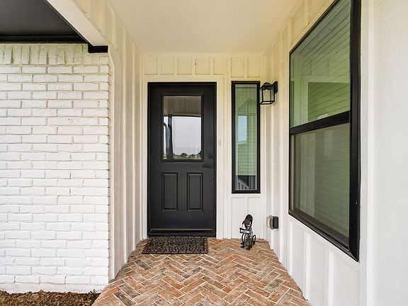 3rd image of 3914 Alamo Rd