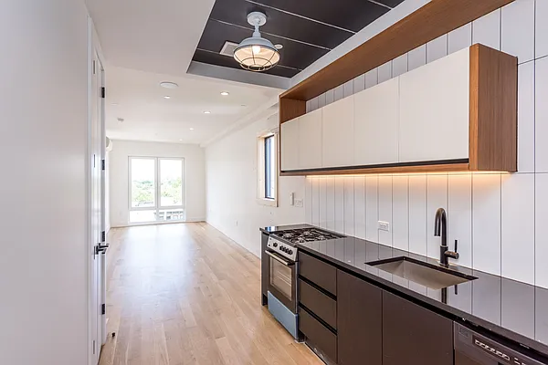 Rented by Nooklyn NYC LLC | media 35