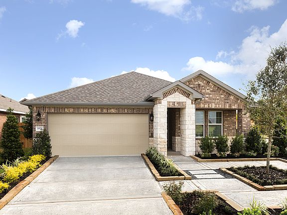 The Callaghan modeled at Glendale Lakes.