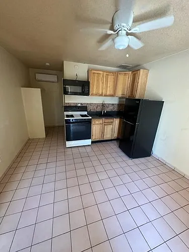 2714 W Pierce St Photo 1