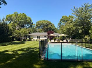 22 Sandra Rd, East Hampton, NY 11937