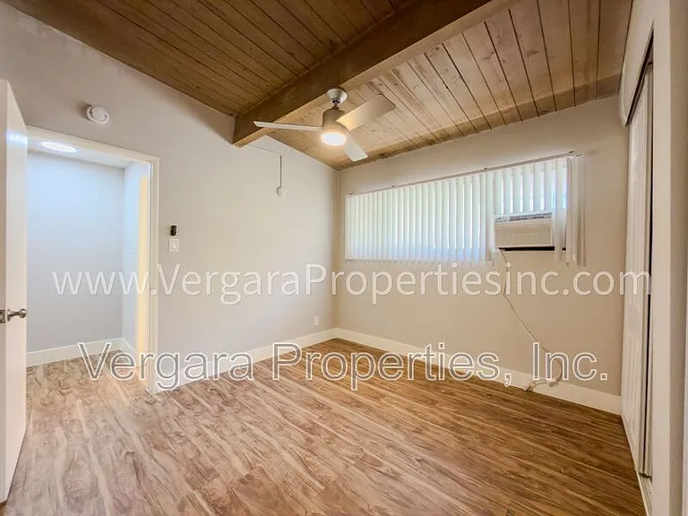 5551 E 23rd St #17 — Photo 24