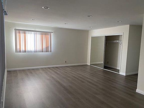5th image of 10072 Green Fern Cir