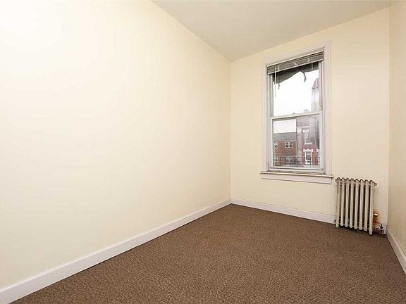 3rd image of 4413 25th Ave