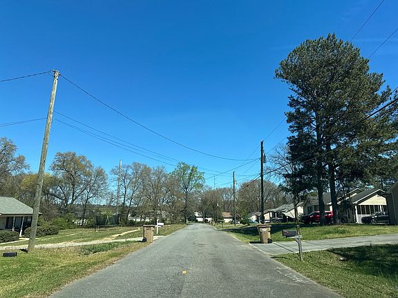 4th image of 65 Habersham Cir NE