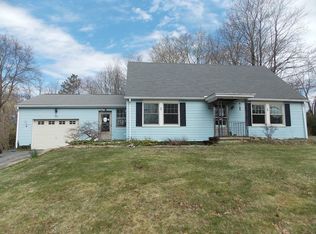 32 Dudley Hill Rd, Dudley, MA 01571