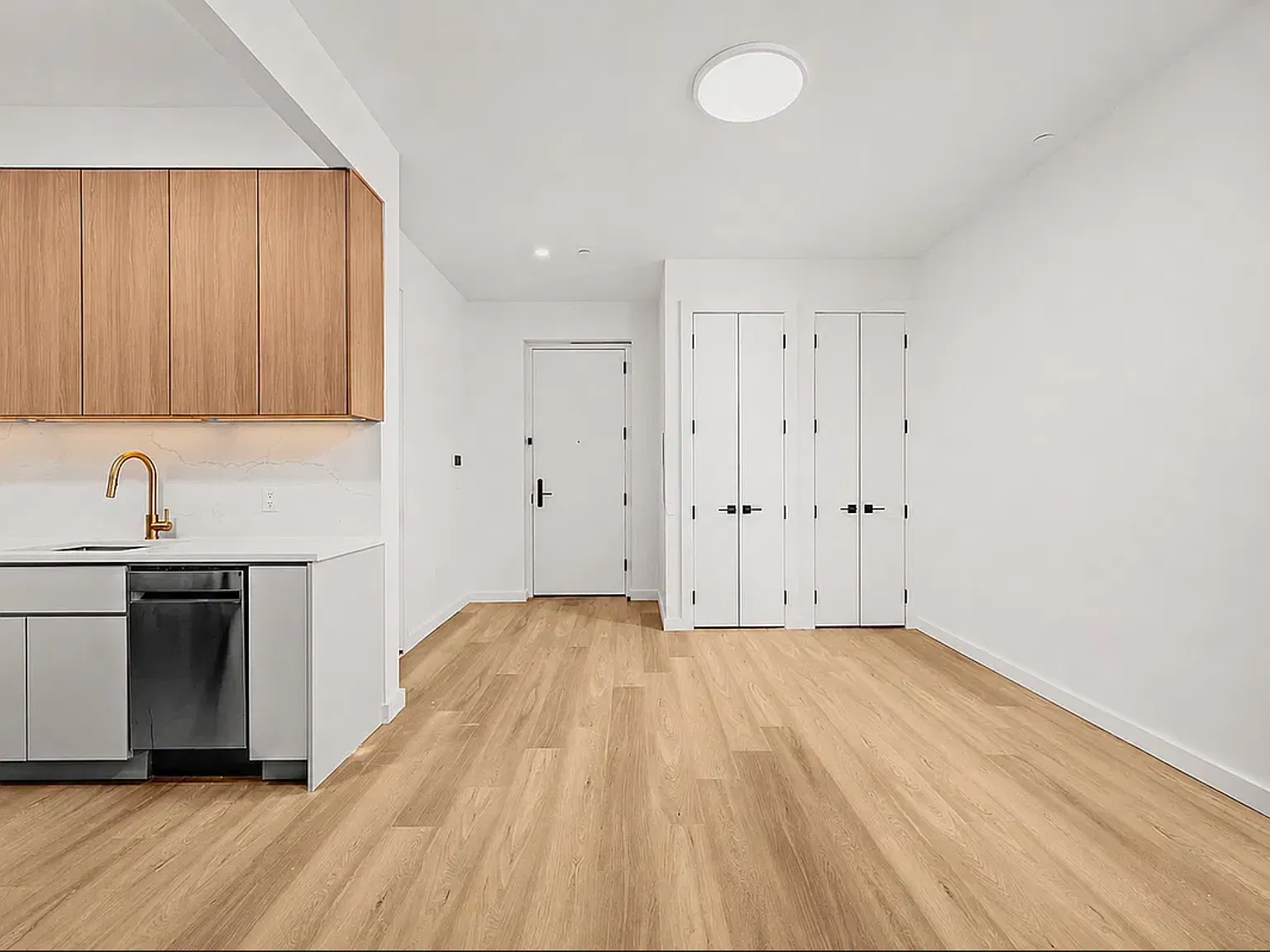 556 Baltic Street — Photo 2