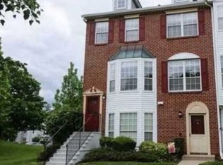 1238 Mulberry Dr, Mahwah, NJ 07430