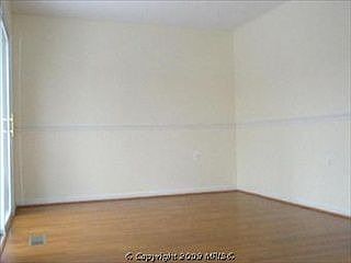 1st image of 259 Meadows Ln NE